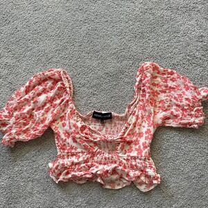 White and pink floral crop top Size Large Kendal&Kylie‎